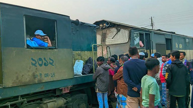 ঢাকা- ময়মনসিংহ রুটে ট্রেন চলাচল স্বাভাবিক হলো, কী ঘটেছিল সকালে?