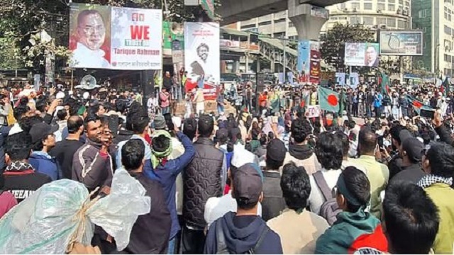 হাদি হত্যার বিচারে অনড় ইনকিলাব মঞ্চ: আবারও শাহবাগ অবরোধ