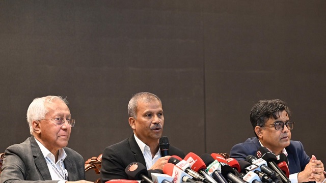 উপদেষ্টা পরিষদে গণভোট অধ্যাদেশ অনুমোদন: ব্যালট হবে ভিন্ন রঙের