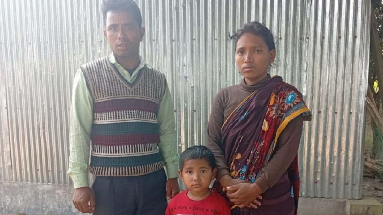 লালমনিরহাটে সীমান্ত পারাপারের সময় একই পরিবারের ৩ জন আটক