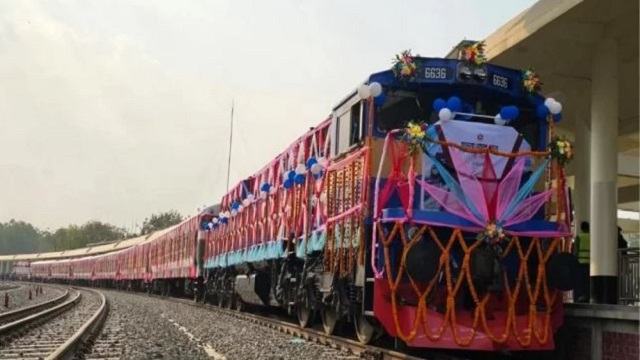 ৩ মিনিটে পার হওয়া যাবে দেশের সবচেয়ে বড় রেল সেতু, নাম পরিবর্তন