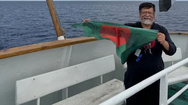 কনশানসের দ্রুত গতি, সব নৌযান একসঙ্গে গাজার দিকে: শহিদুল আলম