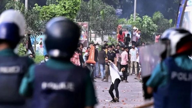 যেখানেই পাবে, গুলি করবে——এই একটি লাইনেই বদলে যাচ্ছে বাংলাদেশ?