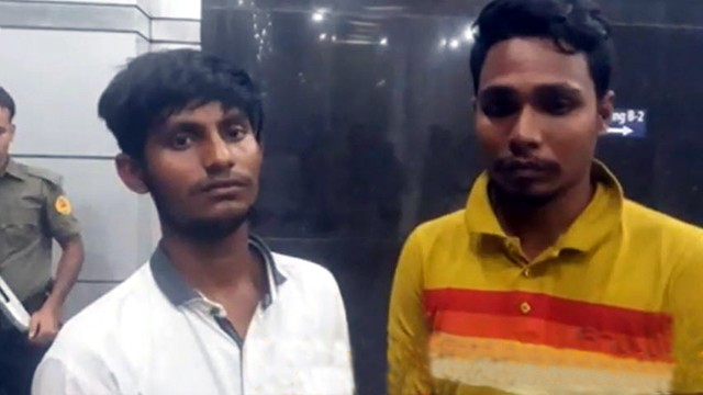 প্লেনের যাত্রীর পেটে মিললো ইয়াবার পোটলা