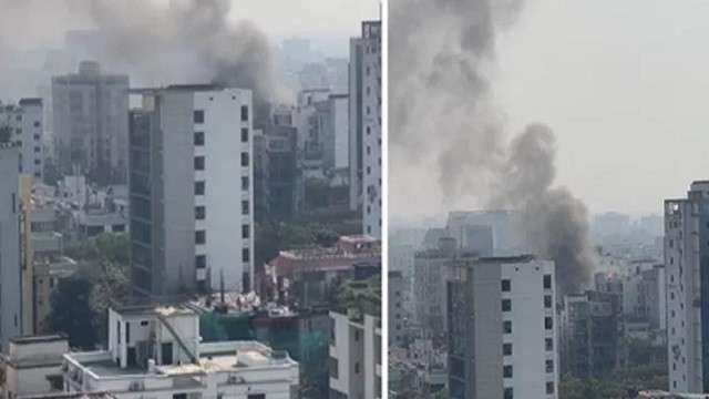 বনানীতে নির্মাণাধীন আবাসিক ভবনে আগুন