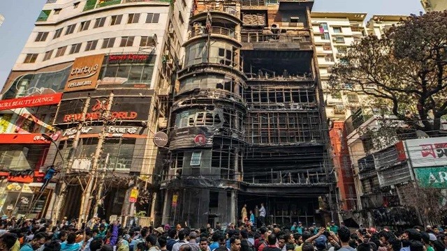 বেইলি রোডে আগুনের ঘটনায় ৩ জন আটক