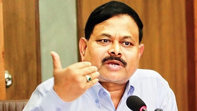 দেশ ছাড়ল সাবেক সেনাপ্রধান আজিজের পরিবার