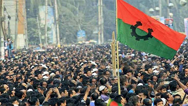 বাধাহীন সমাবেশে বিএনপির হাজারো নেতাকর্মীর ঢল
