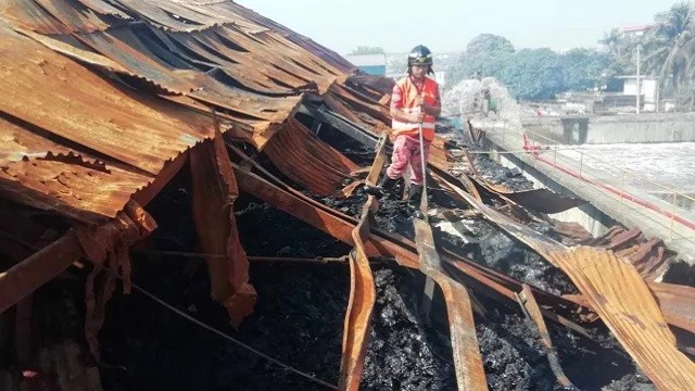 ৬৪ ঘণ্টা পর নিয়ন্ত্রণে এস আলম সুগার মিলের আগুন