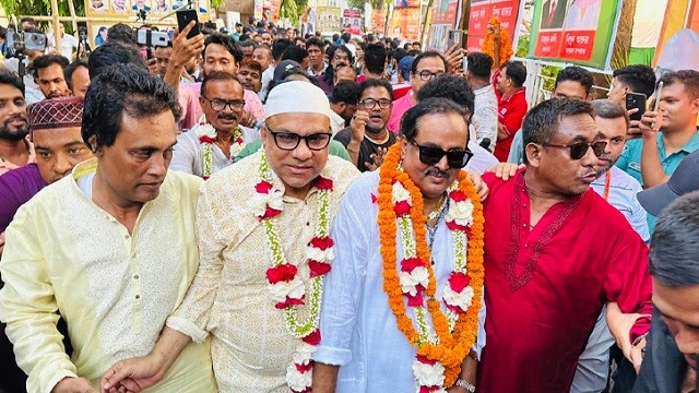 নব-নির্বাচিত সভাপতি মিশা, সাধারণ সম্পাদক ডিপজল!