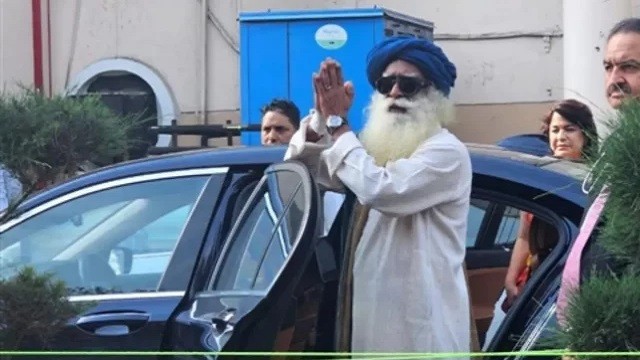 হাসপাতাল থেকে ছাড়পত্র পেলেন সদগুরু