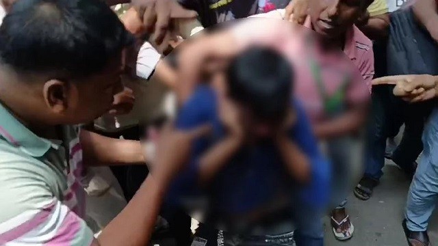 হিরো আলমকে যে কারণে কান ধরে উঠ-বস করানো হলো