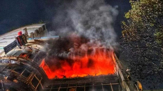 বেইলি রোড অগ্নিকাণ্ডে নিহতদের প্রত্যেক পরিবারকে ৫ কোটি