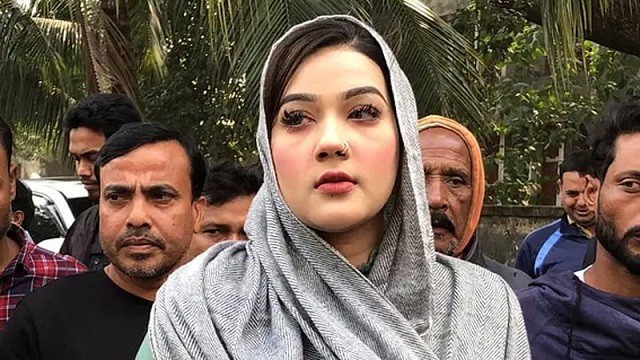 শিল্পী সমিতির নির্বাচন নিয়ে কি ভাবছেন মাহিয়া মাহি?