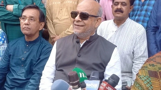 টিকিট কালোবাজারিদের ছাড় দেওয়া হবে না: রেলমন্ত্রী