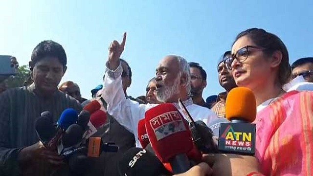 আওয়ামী লীগ কেন সেদিন পালিয়েছিল, জানতে চান মঈন খান