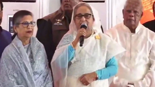 আওয়ামী লীগ খেতে নয়, জনগণকে দিতে আসে