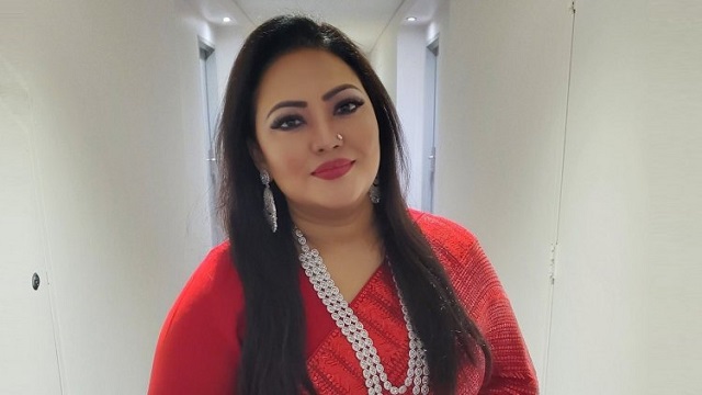 বিদ্যুৎ নিয়ে সমালোচনার জবাব দিলেন মমতাজ 