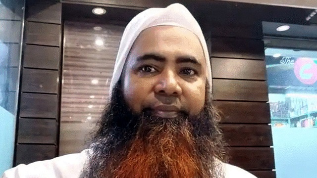 শিশু ধর্ষণে অভিযুক্ত কুমিল্লার সেই ‘ভণ্ডপীর’ গ্রেপ্তার