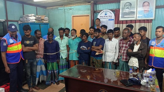 চাঁদপুরে ১৮৮ কেজি জাটকাসহ ২৯ জেলে আটক