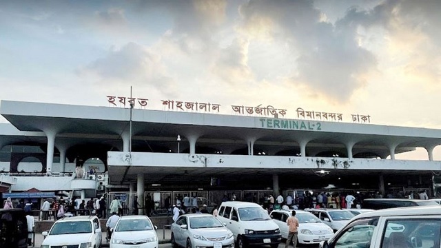 বিমানযাত্রীদের আগেভাগে বাসা থেকে বের হতে অনুরোধ