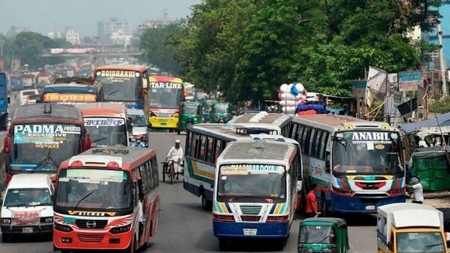 চতুর্থ দফা অবরোধের দ্বিতীয় দিনে স্বাভাবিক যান চলাচল 