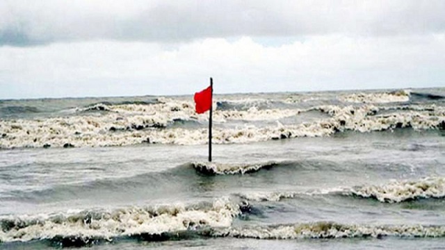 কক্সবাজারে ৩ নম্বর সতর্ক সংকেত
