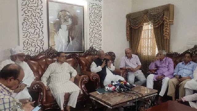 নির্বাচনের আগে যুক্তরাষ্ট্রের ভিসা নীতি দুরভিসন্ধিমূলক