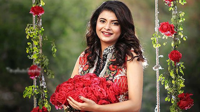 এবার বিয়ে নিয়ে মুখ খুললেন ফারিয়া