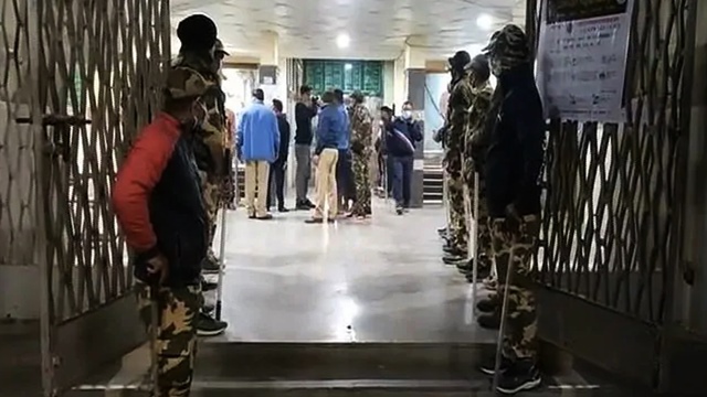 হাসপাতালে আগুনে পুড়ে নিহত ১০ নবজাতক