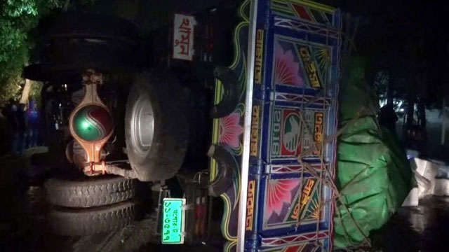গোপালগঞ্জে ট্রাকের ধাক্কায় দুই রিক্সা আরোহী নিহত