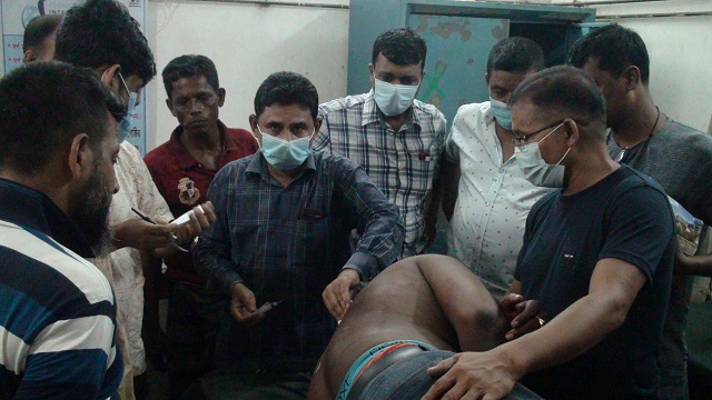 ফুটবল খেলা নিয়ে দুই গ্রুপের মধ্যে সংঘর্ষে আহত ২০