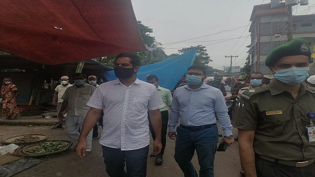 মুকসুদপুরে সর্বত্র চলছে কঠোর লকডাউন