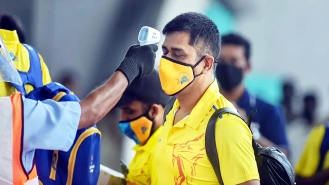 আইপিএল খেলতে এক মাস আগেই আমিরাতে যাচ্ছে চেন্নাই