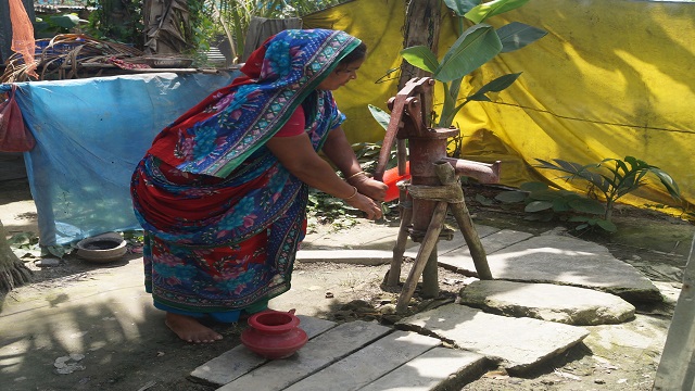 তাপদাহে দুর্বিষহ হয়ে পড়েছে পাবনার জনজীবন