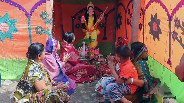 পাবনায় নানা আয়োজনে স্বরসতী পূজা অনুষ্ঠিত