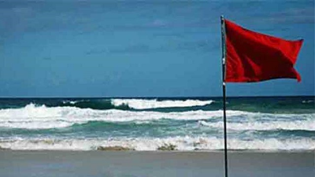 লঘুচাপের প্রভাবে সমুদ্রবন্দরে ৩ নম্বর সতর্ক সংকেত