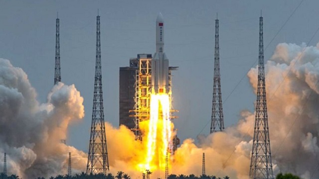 মহাকাশ স্টেশন চালুর পথে পা বাড়ালো চীন