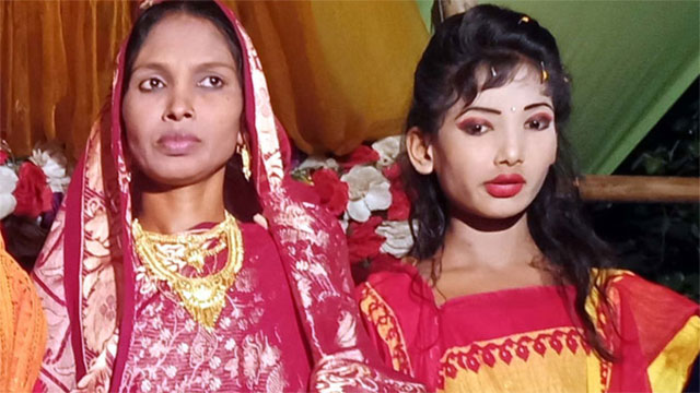 জমি নিয়ে বিরোধের জেরে মা-মেয়েকে কুপিয়ে হত্যা