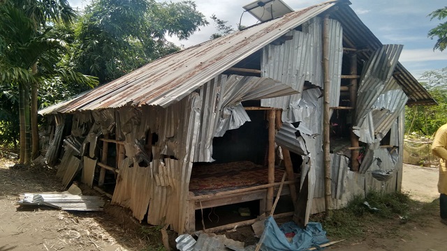 দোয়ারাবাজারে সন্ত্রাসী কায়দায় ৪ পরিবারের বাড়ীঘর ভাঙচুর 