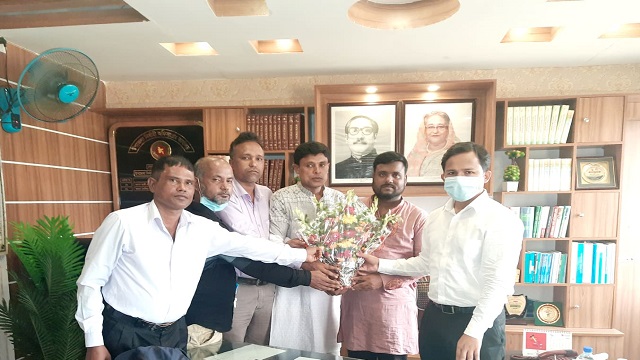 দোয়ারাবাজারে নবাগত ইউএনও’র সাথে প্রেস ক্লাব নেতৃবৃন্দের সৌজন্য সাক্ষাত