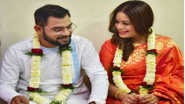 গাঁটছড়া বাঁধলেন ইমন ও নীলাঞ্জন