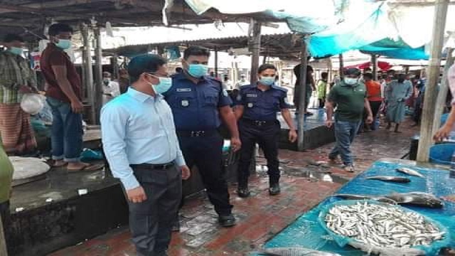  লকডাউনের ২য় দিনের অভিযানে জরিমানা