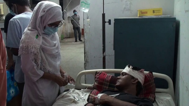 গোপালগঞ্জে দুই ইন্টার্ন চিকিৎসকের উপর হামলা
