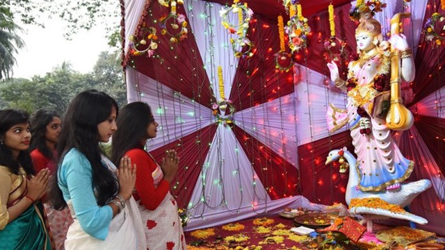 আজ সরস্বতী পূজা