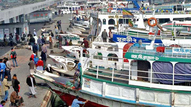 সারাদেশে নৌযান শ্রমিকদের কর্মবিরতি চলছে