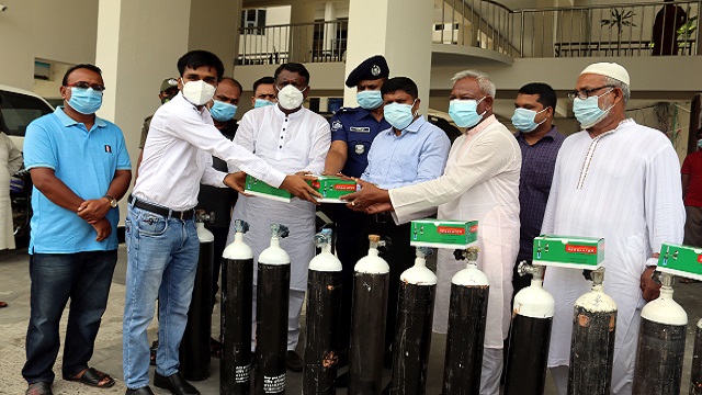 কোটালীপাড়া উপজেলা স্বাস্থ্য কেন্দ্রে ৫০টি অক্সিজেন সিলিন্ডার দিলেন প্রধানমন্ত্রী