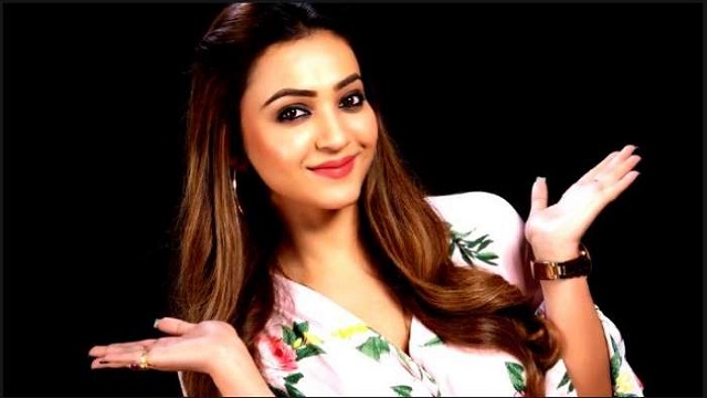 কৌশানীর ঋণ ৮১ লাখ!!