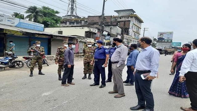 লক্ষ্মীপুরে লকডাউন কার্যকর করতে মাঠে প্রশাসন