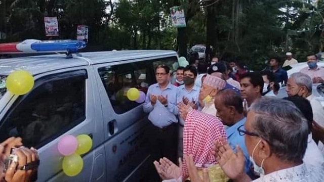 লক্ষ্মীপুরে ‘স্বপ্ন যাত্রা’ অনলাইন এ্যাম্বুলেন্স সার্ভিস চালু